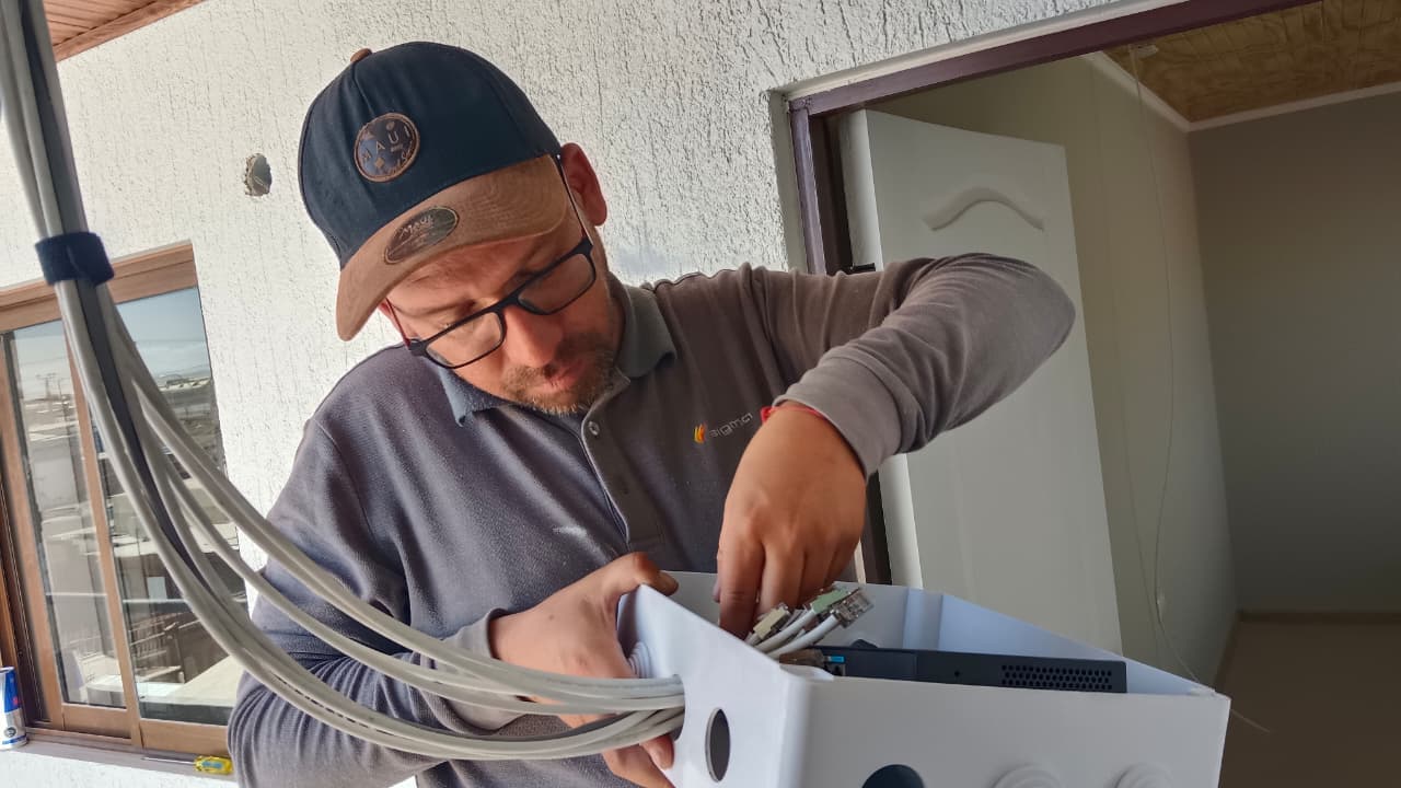 Proyecto de seguridad electrónica con cámaras de vigilancia en empresa de Arica